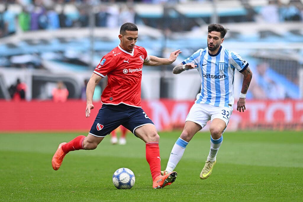 Zaracho y Meza marcaron en el empate entre Racing e Independiente