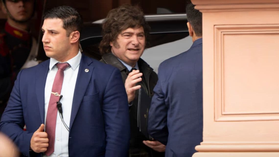 Milei regresó a Argentina y reactivó su agenda de Gobierno