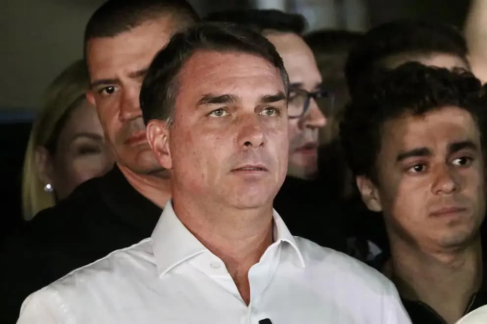 Bolsonaro cruza Argentina en vuelo privado: Trump autoriza su entrada a Estados Unidos