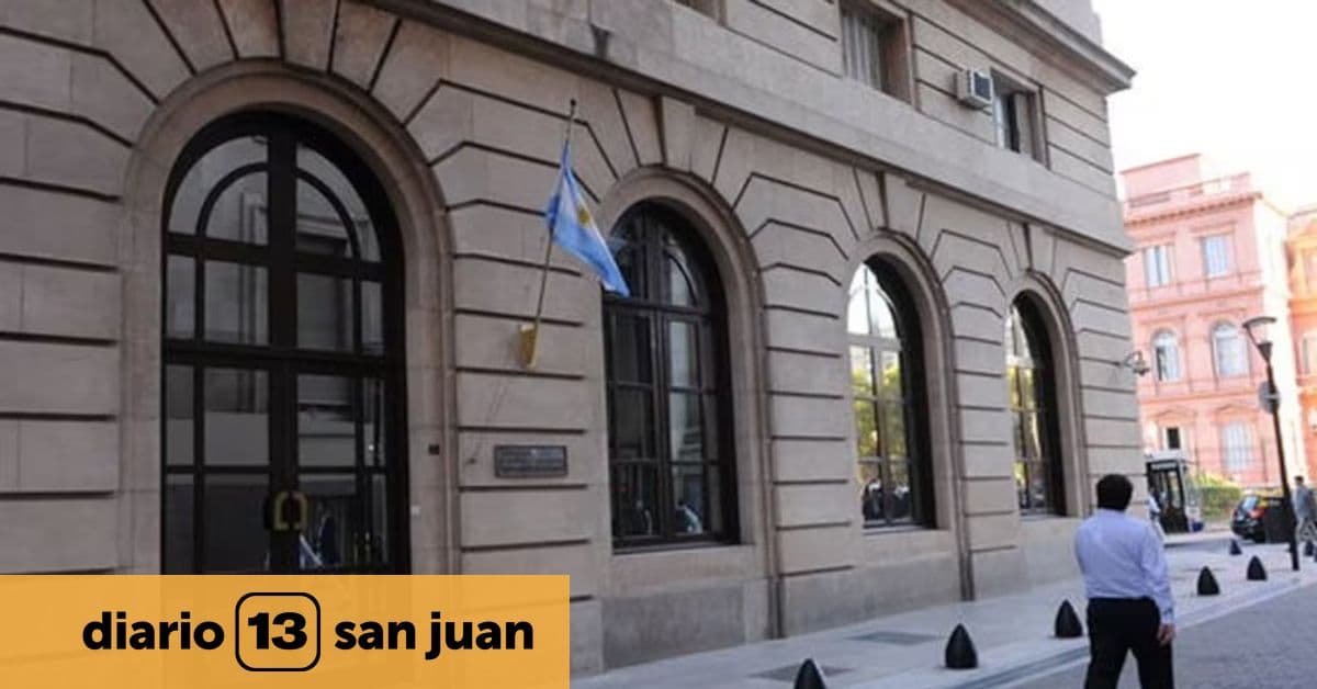 SIDE bajo investigación por posible encubrimiento de fuga de Bolsonaro